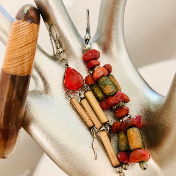 Vintage Southwestern Earrings & Wood Bangle Bracelet - Picture 6 of 9